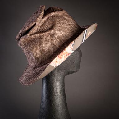 ZylinderZerknittertZerknautschtSteampunk